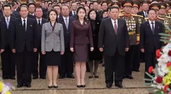 Kim'in aile anıtını kızıyla ziyaret etmesi 'varis' tartışmalarını alevlendirdi