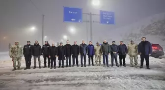 Mardin Valisi Akkoyun karla mücadele çalışmasını inceledi