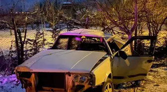 Otomobil tarlaya uçtu: 1 yaralı