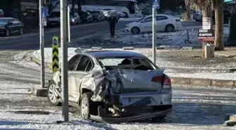 Samsun'da buzlanma trafik kazalarına neden oldu