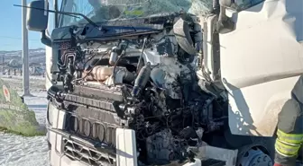 Samsun'da üç aracın karıştığı trafik kazasında 6 kişi yaralandı