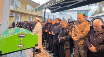 Artvin'de çığda hayatını kaybeden çobanın cenazesi defnedildi