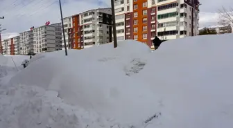 Bitlis'te Kar Yağışı Etkisini Sürdürüyor