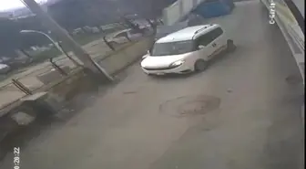 Bursa'da çatı ve prefabrik evler böyle uçtu, ağaçlar kırıldı