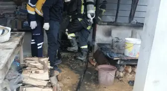 Evde çıkan yangında öldü