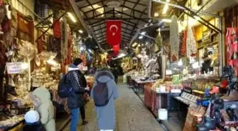 Gaziantep'te kar yağışı tarihi çarşıları sessizliğe bürüdü