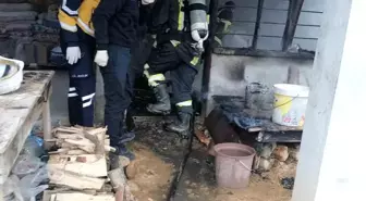 Kadirli'de ev yangını: Yaşlı kadın hayatını kaybetti