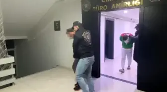 Kan lekesi, annesini öldüren zanlıyı ele verdi