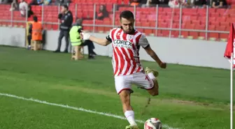 Samsunspor'da antrenmanda sakatlanan Emre Kılınç, 10-12 hafta sahalardan uzak kalacak