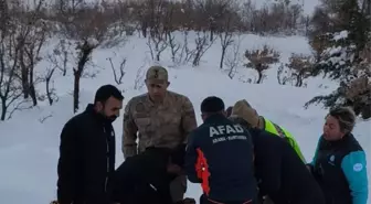 Siirt'te kar yağışı nedeniyle mahsur kalan işçi kurtarıldı