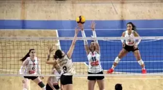 Voleybol: Kadınlar 2. Lig 16. Grup