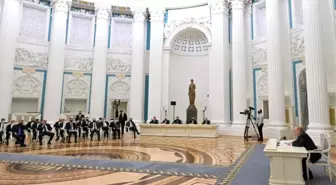 Zengin ve sessiz: Putin Rusya'nın milyarderlerini savaşta nasıl yanında tuttu?