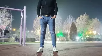 Alaşehir'de Yolun Karşısına Geçmeye Çalışan Kişi Hafif Ticari Araç Tarafından Çarpılarak Hayatını Kaybetti