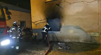 Bursa'da 2 katlı evde çıkan yangın söndürüldü