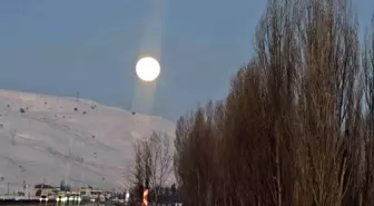 Dolunayın görüntüsü büyüledi