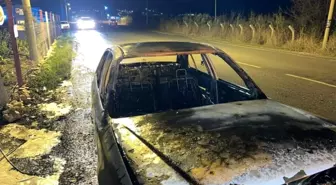Hareket halindeyken yanan otomobil küle döndü