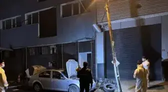 İstanbul'da bir kişi ısınmak için girdiği otomobilde çıkan yangında öldü