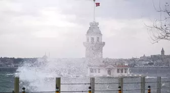 İstanbul'da lodos etkisini sürdürüyor