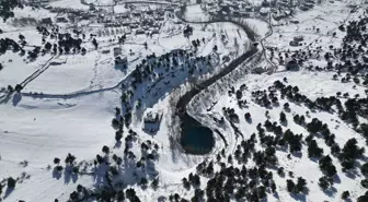 Kahramanmaraş'taki Yeşilgöz Gölü'nde kış manzarası havadan görüntülendi