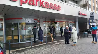 Almanya'da soyulan bankanın mağdurları platform kurdu