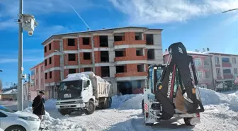 Başçiftlik'te karla mücadele çalışmaları sürüyor