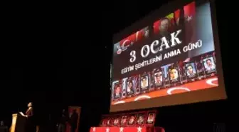 Diyarbakır'da dershanenin önündeki terör saldırısında hayatını kaybedenler anıldı