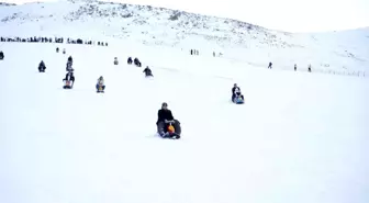 Kar keyfi Ketençimen Kayak Merkezi'nde yaşandı