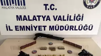 Malatya'da ruhsatsız silah operasyonu: 2 gözaltı