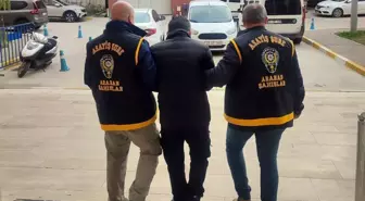 Manisa'da 7 ayrı suçtan aranan firari kıskıvrak yakalandı