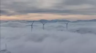 Sertavul Geçidi'ndeki kar ve sis havadan görüntülendi