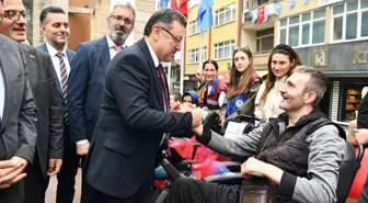 Trabzon Büyükşehir Belediyesi Başkanı Genç, sosyal desteklere yönelik çalışmalarını değerlendirdi Açıklaması