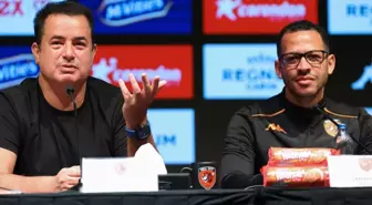 Acun Ilıcalı'nın Hull City'sinde yıldızı parlayan Liam Rosenior, İngiliz devinin başına geçti