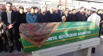 AK Parti Konya Milletvekili Selman Özboyacı'nın Annesi Toprağa Verildi