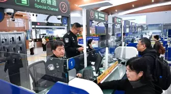 Albüm: Çin'in Hong Kong-Zhuhai-Makao Köprüsü, 100 Milyondan Fazla Yolcu Geçişine Hizmet Verdi