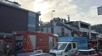 Beşiktaş'ta iş yerinde korkutan yangın: 1 itfaiyeci yaralandı