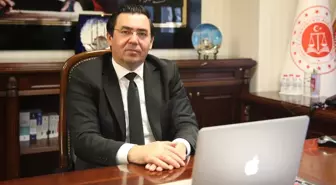 Edirne Cumhuriyet Başsavcısı Tuğan Sarıca, AA'nın 'Yılın Kareleri' oylamasına katıldı