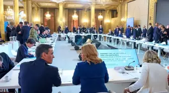 Fransa'daki Gönüllüler Koalisyonu Liderler Zirvesi başladı