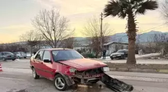 Hassa'da otomobille çarpışan motosikletin sürücüsü yaralandı