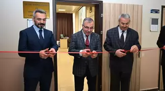 KMÜ'de çeviri laboratuvarı açıldı