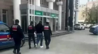 Kuşadası'nda altın bilezik hırsızı yakalandı