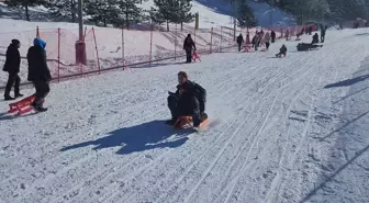Lise öğrencileri tarihi yerleri gezdi, Palandöken'de kızak keyfi yaptı