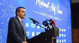 Mehmet Akif İnan ödülleri sahiplerini buldu