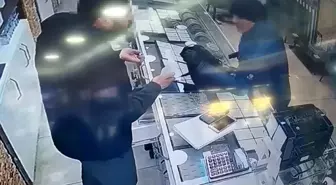 Pendik'te oyuncak silahla soygun girişiminde bulunan şüpheli tutuklandı