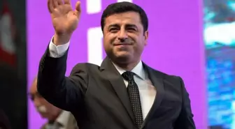 Selahattin Demirtaş'a 'Cumhurbaşkanına hakaret' suçundan hapis cezası
