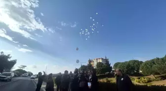 Sıla'nın hayatını kaybettiği yolda çelenkler dizildi, beyaz balonlar gökyüzüne bırakıldı