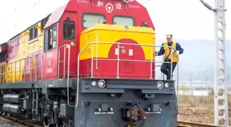 Albüm: Çin'in Chongqing Kentinde Üretilen Yeni Enerjili Araçları Taşıyan Yük Treni Ortadoğu'ya Doğru Yola Çıktı