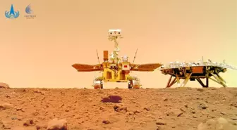 Çin'in Mars Gezgini, Kızıl Gezegen'de Düşünülenden Daha Uzun Süre Boyunca Su Bulunduğunu Keşfetti