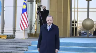 Cumhurbaşkanı Erdoğan, Malezya Başbakanı Enver'i resmi törenle karşıladı