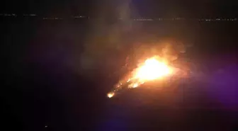 Eber Gölü'nde yangın