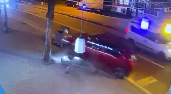 Fren yerine gaza bastı, 2 kişi yaralandı